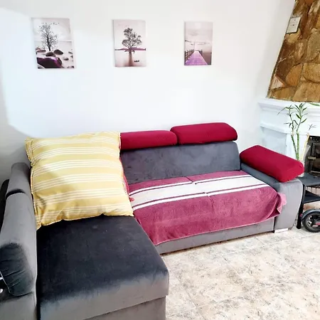 Homestay Large Modern Double *